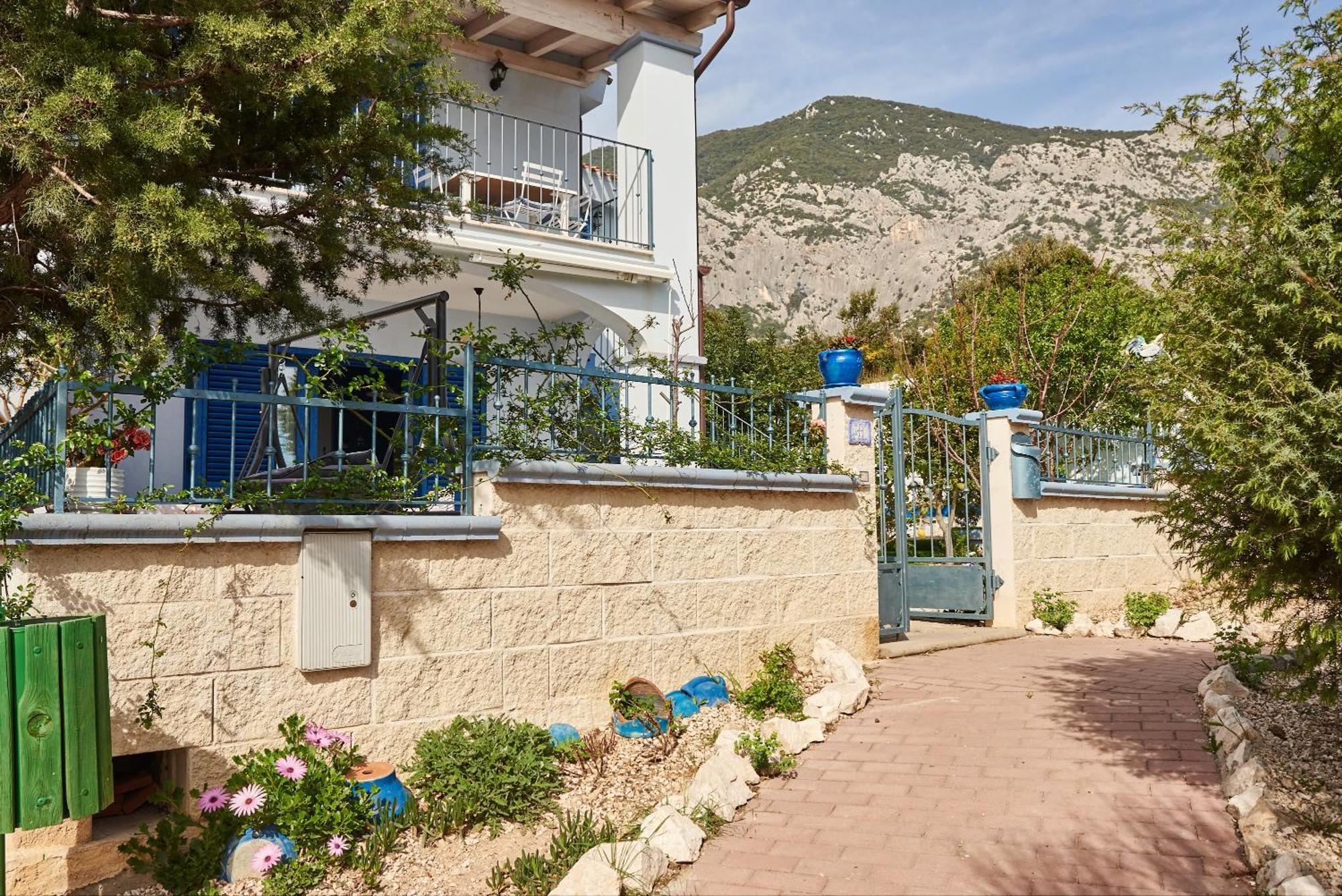 Casa Azzurra Apartamento Cala Gonone Exterior foto